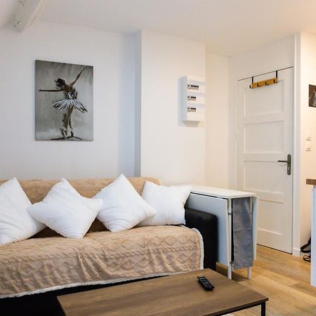Raphael Apartment เซร์ริส ภายนอก รูปภาพ